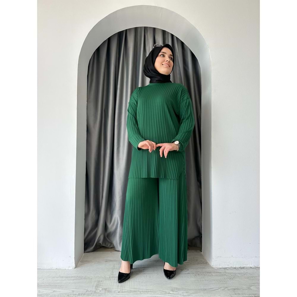 Sendy Takım 1210 - Zümrüt Yeşili - TEK BEDEN