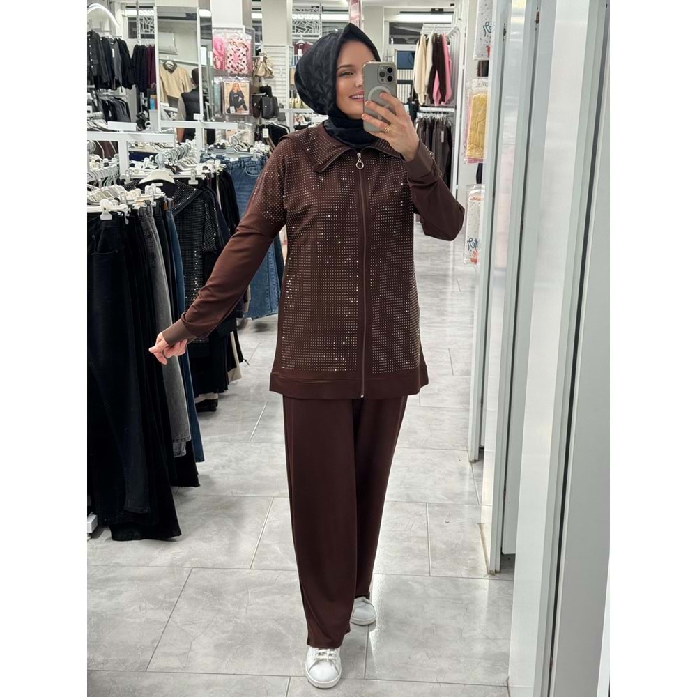 Önleri Pullu Takım 1250 - Acı Kahve - 40 - AZRA07332-Acı Kahve-40
