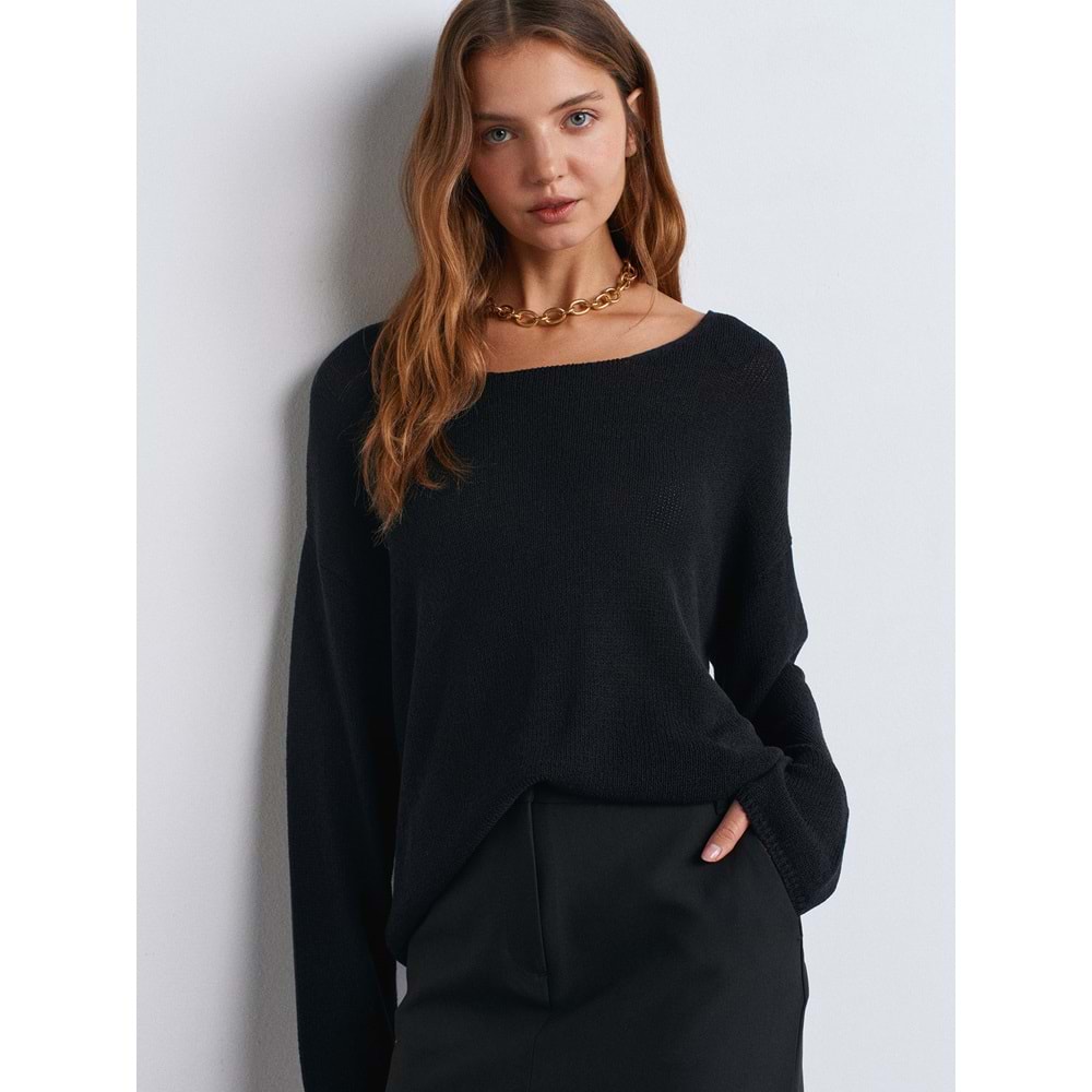 Oval Yaka Kazak 10706 - Siyah - TEK BEDEN - AZRA07430-Siyah-TEK BEDEN