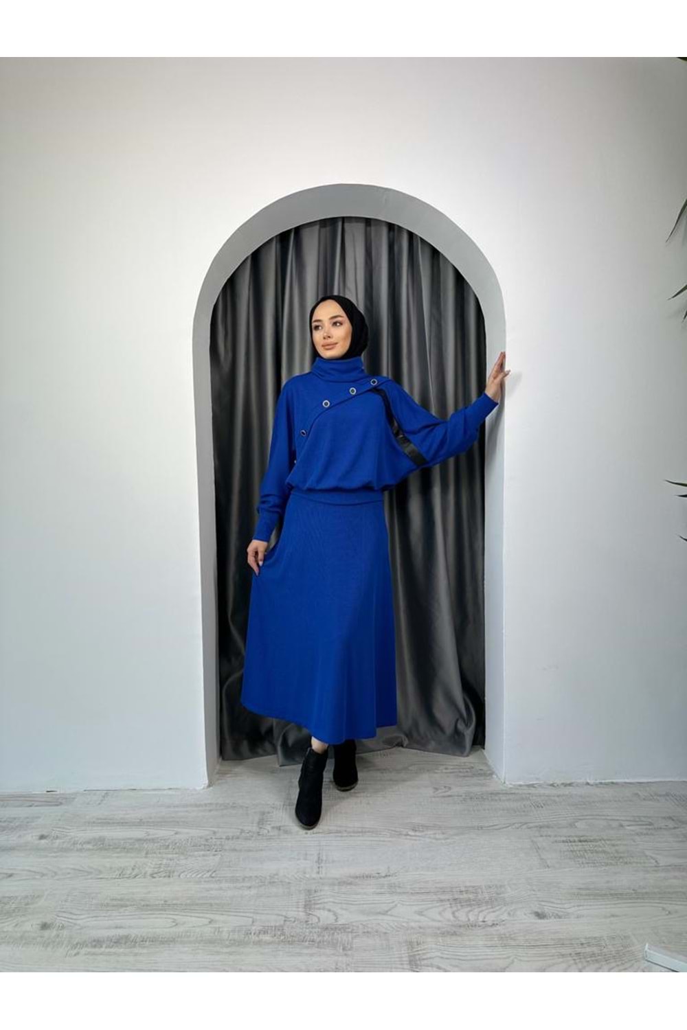 Deri Garnili Etekli Takım 31367 - Saks Mavi - M - AZRA03572-Saks Mavi-M