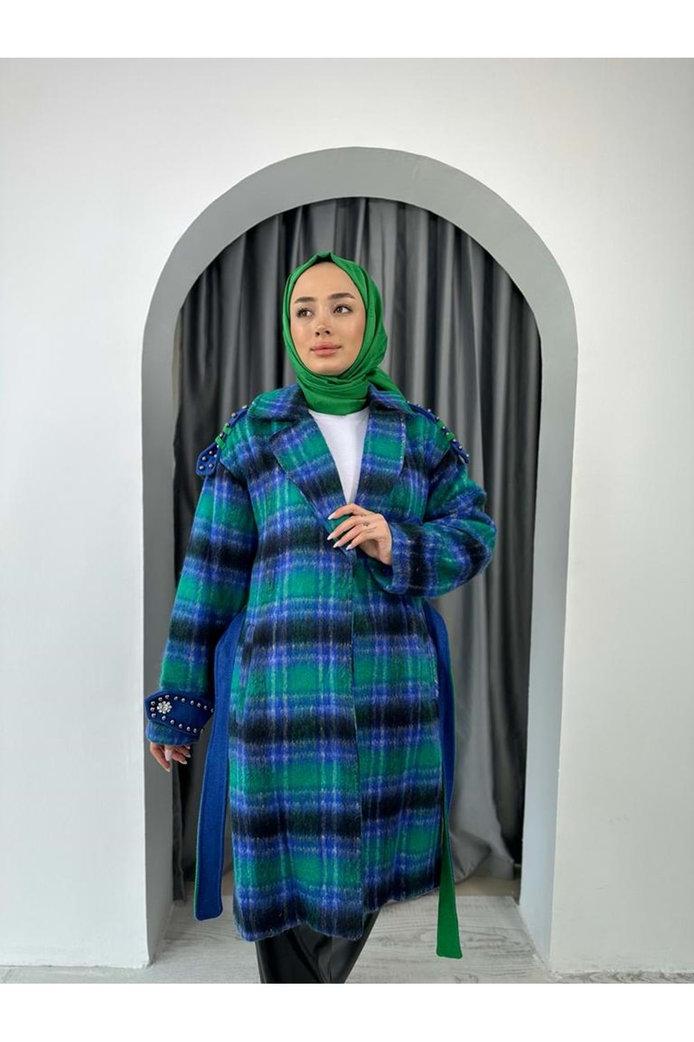 İşlemeli Ekose Kaban 168 - Saks Mavi - XL - AZRA03577-Saks Mavi-XL