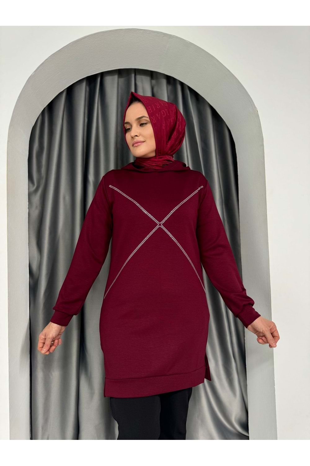 Oysho Taşlı Kapşonlu Tunik 1436 - Bordo - L-XL - AZRA04983-Bordo-L-XL