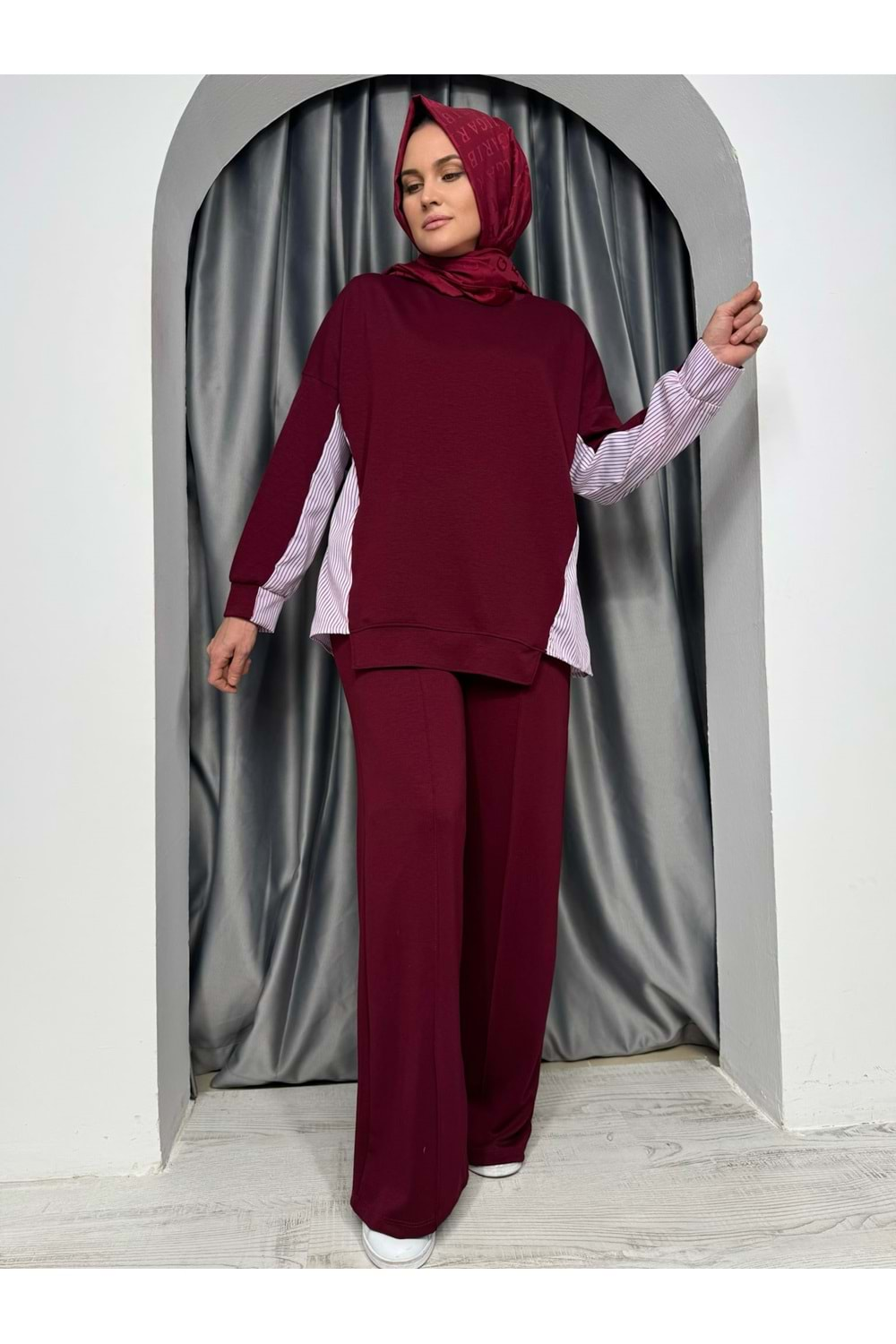 Yanı Çizgi Garnili Takım 24894 - Bordo - XL - AZRA05131-Bordo-XL