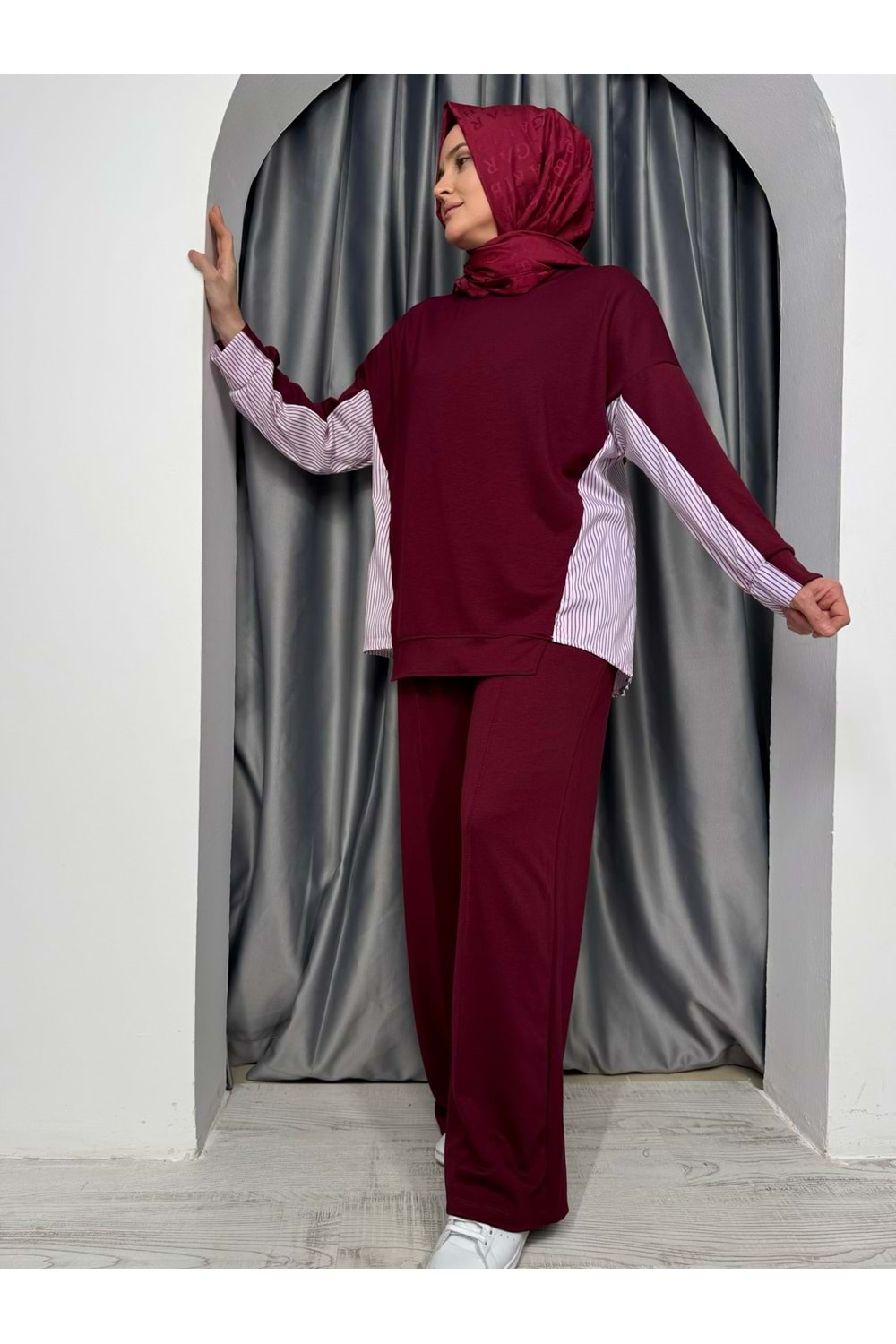 Yanı Çizgi Garnili Takım 24894 - Bordo - XL - AZRA05131-Bordo-XL