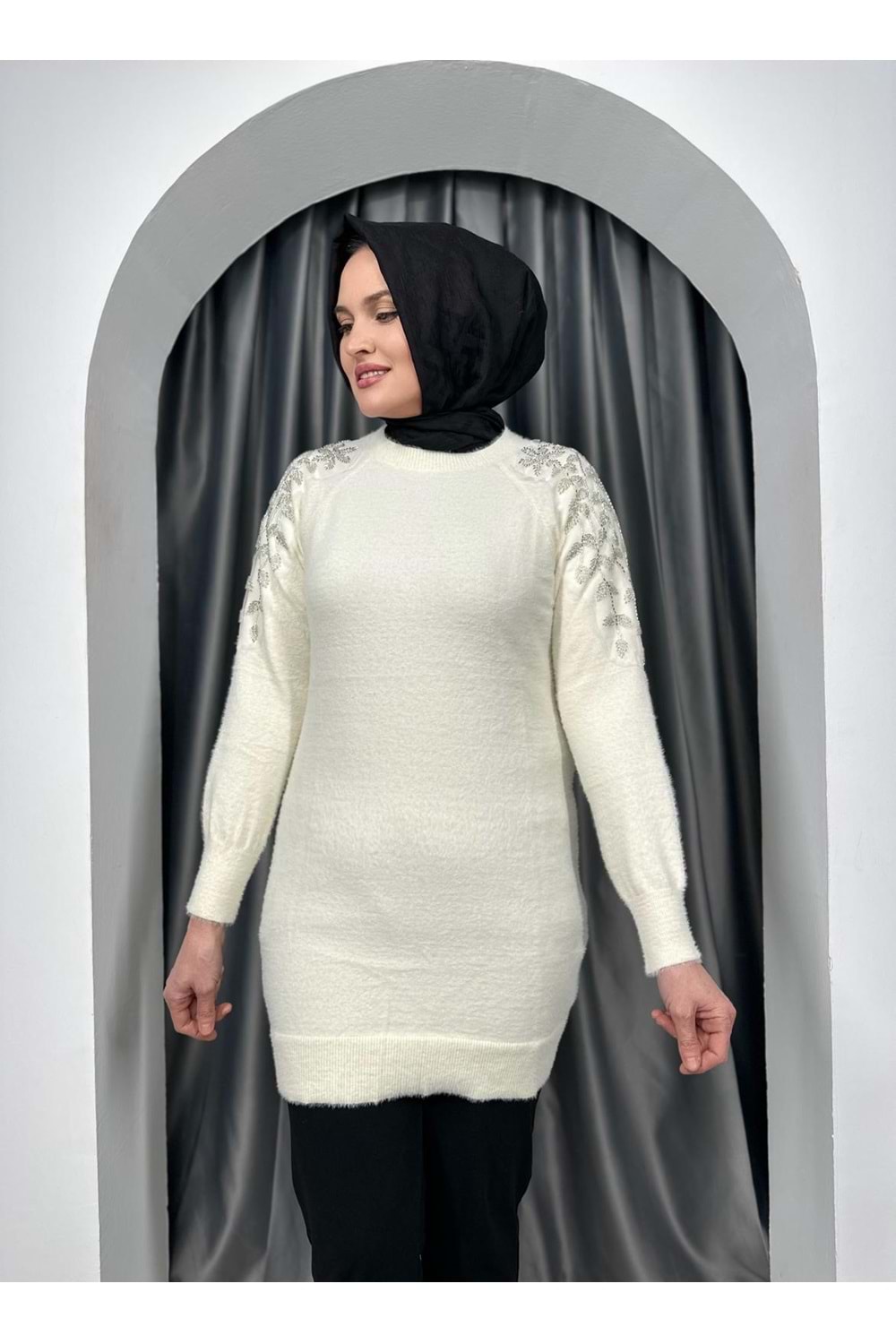Omuz Detay Taşlı Tunik 140308 - Krem - TEK BEDEN - AZRA05328-44389