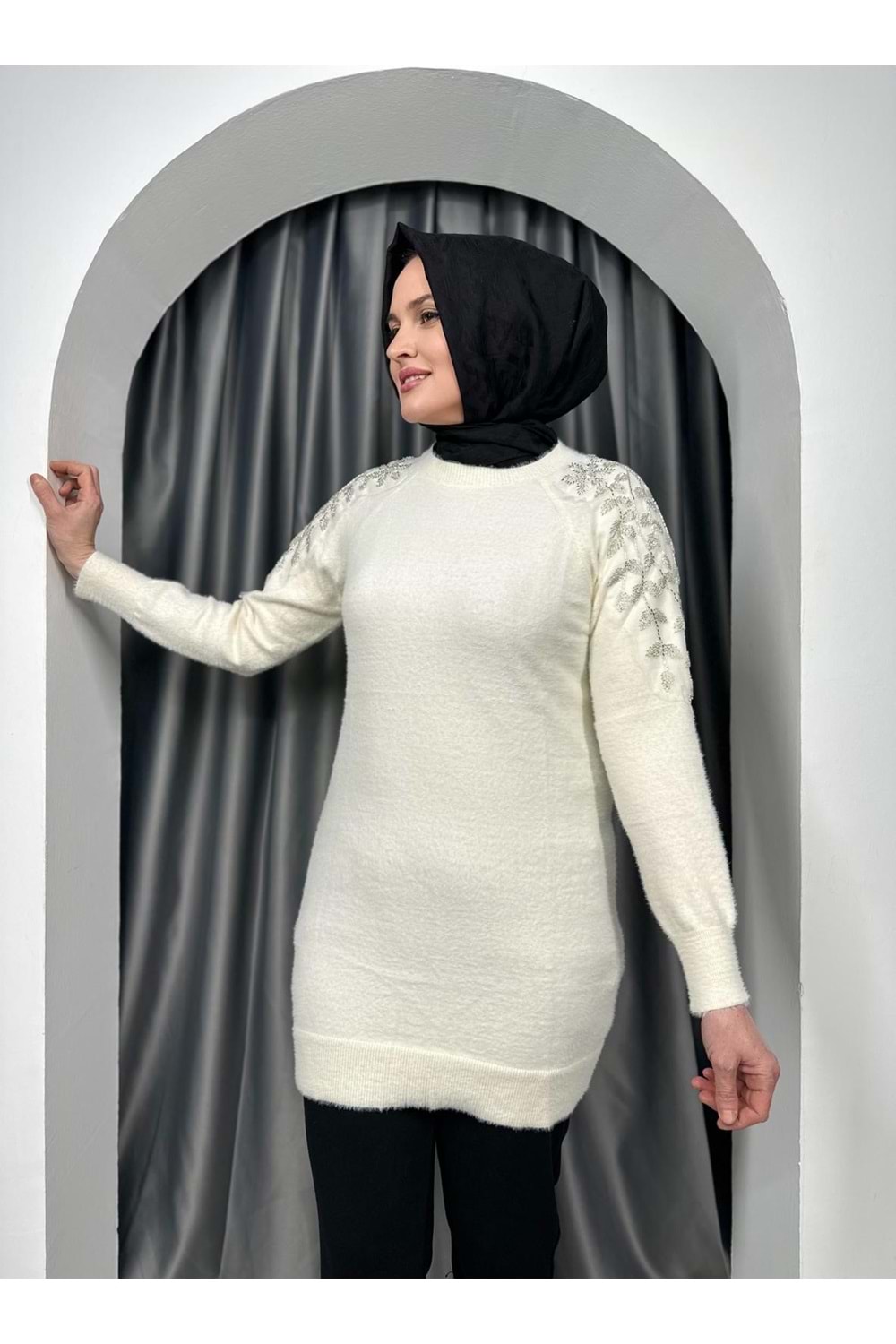 Omuz Detay Taşlı Tunik 140308 - Krem - TEK BEDEN - AZRA05328-44389