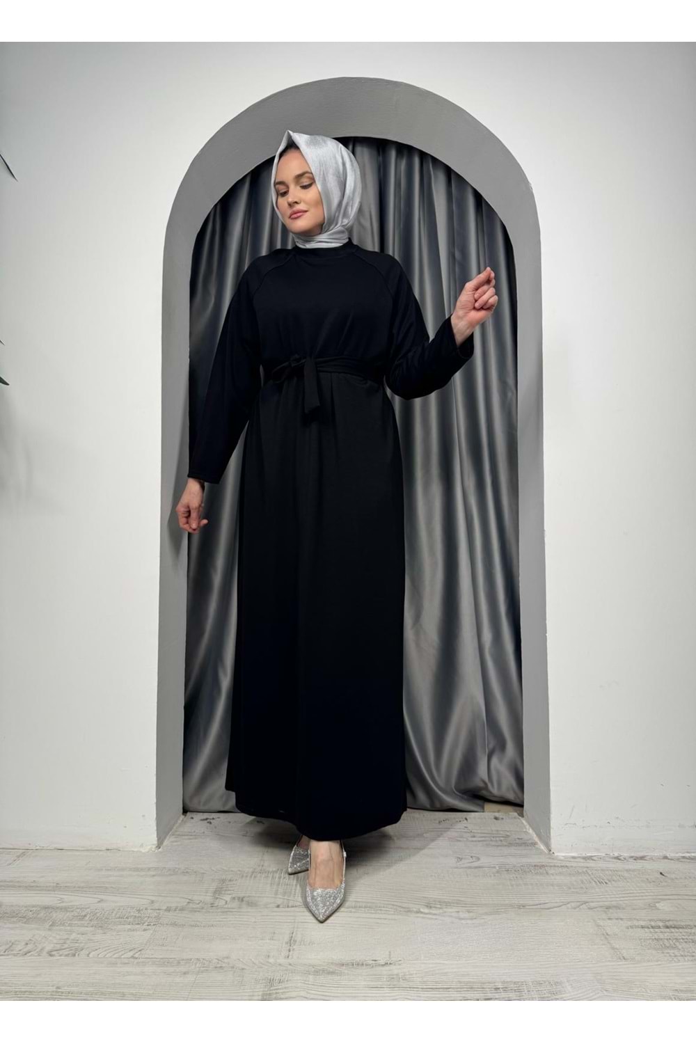 Oysho Reglan Kol Logolu Elbise 2368 - Siyah - S-M - AZRA05337-44432