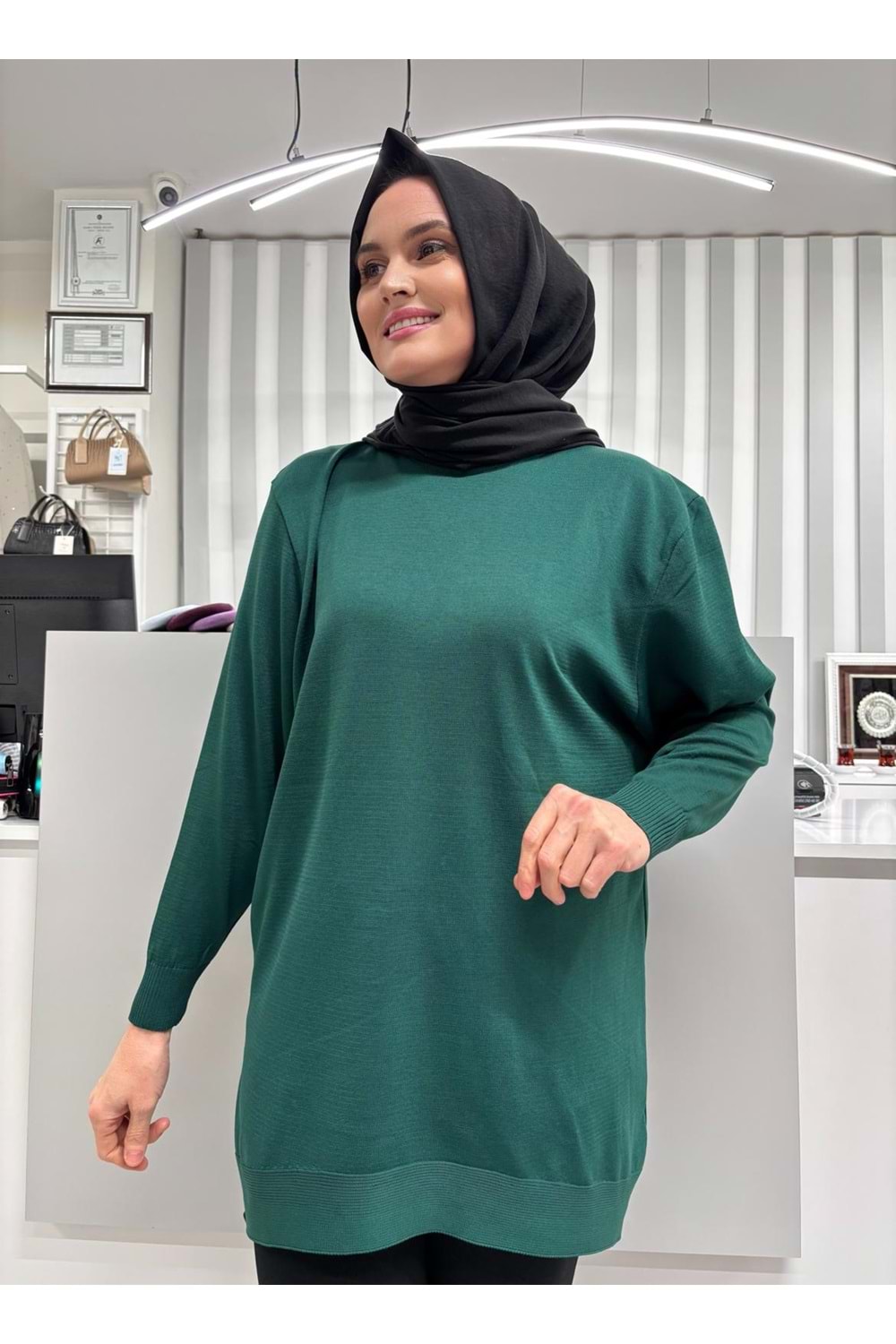 Düz Merserize Tunik 3177 - Zümrüt Yeşili - TEK BEDEN - AZRA05401-57331