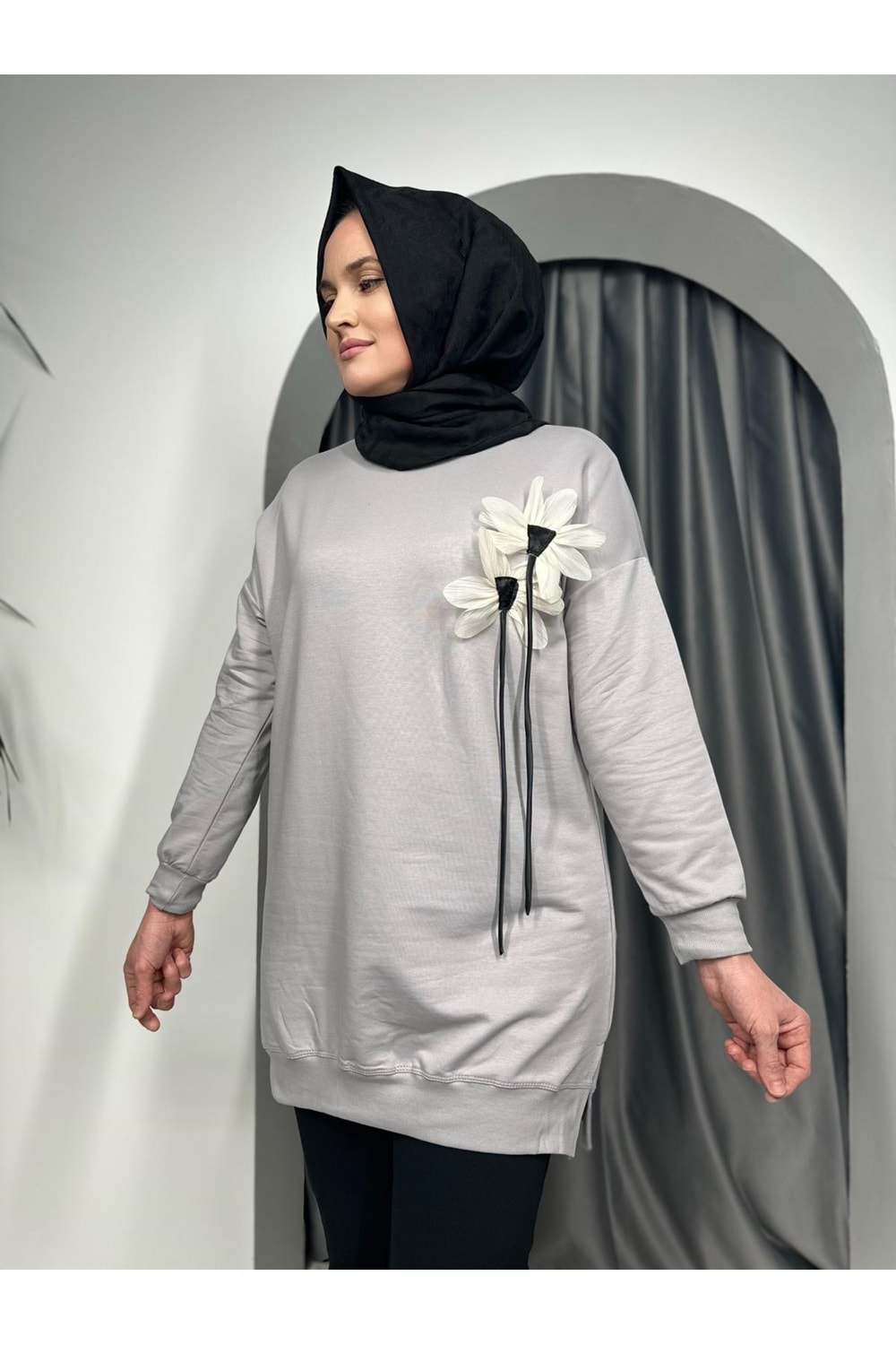 Önü Çiçek Detaylı Tunik 25337 - Gri - L-XL - AZRA05403-45156