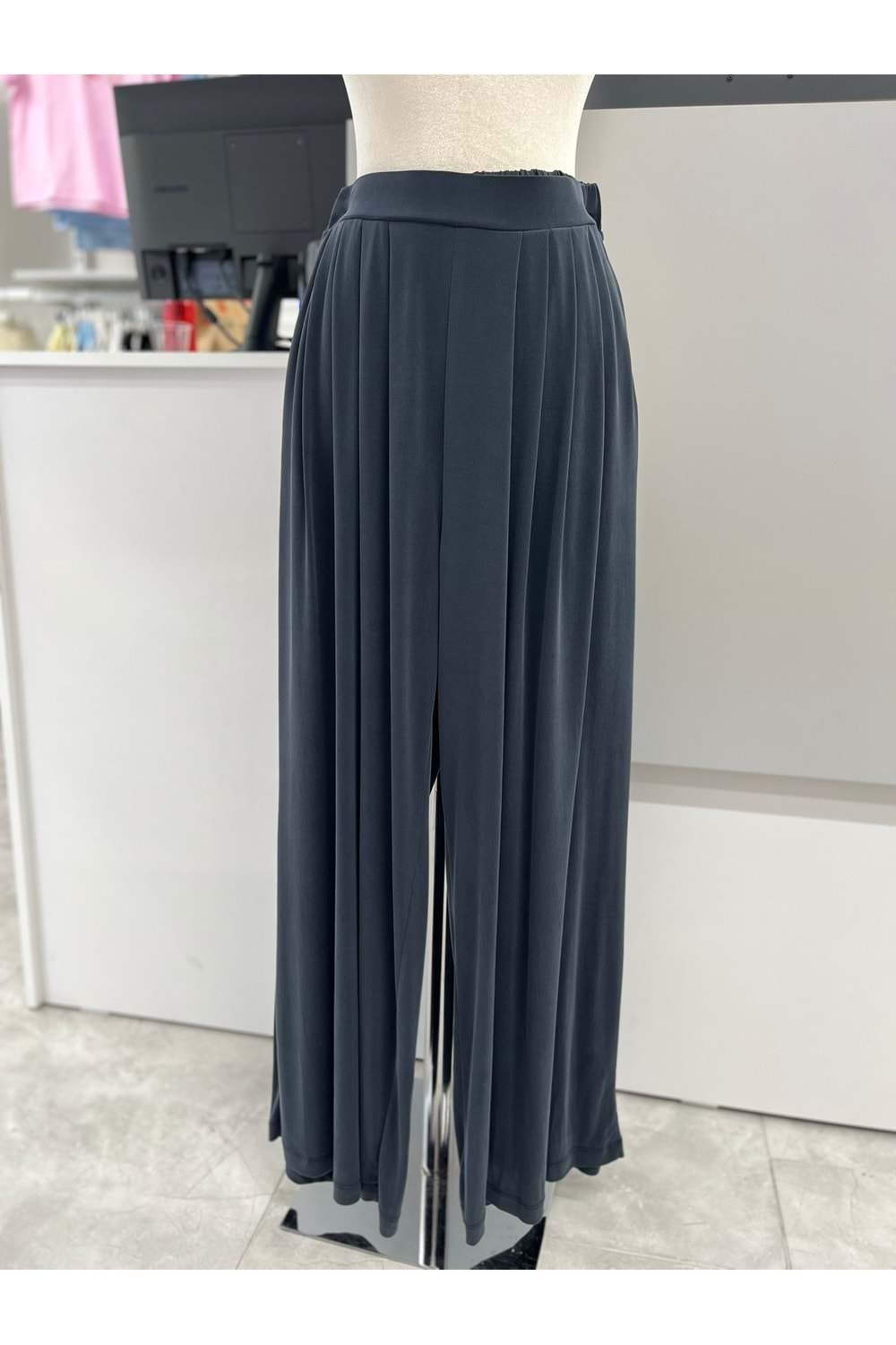 Pileli Modal Pantolon 4369 - Siyah - L - AZRA05580-46273