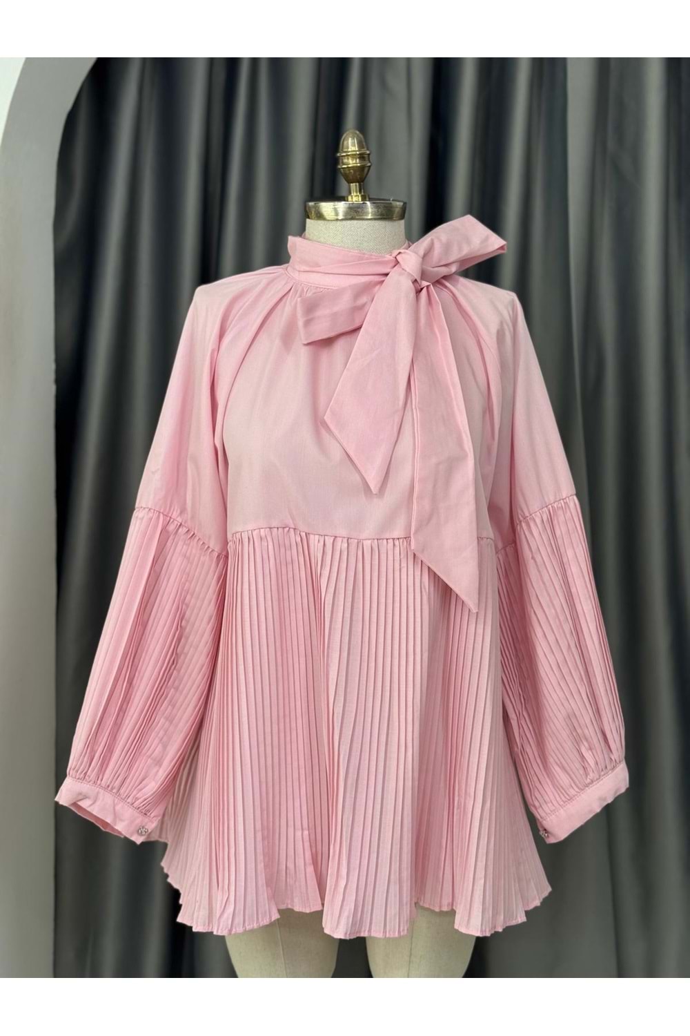 Kraş Detaylı Bağlamalı Bluz 81012 - Pembe - TEK BEDEN - AZRA05684-46803