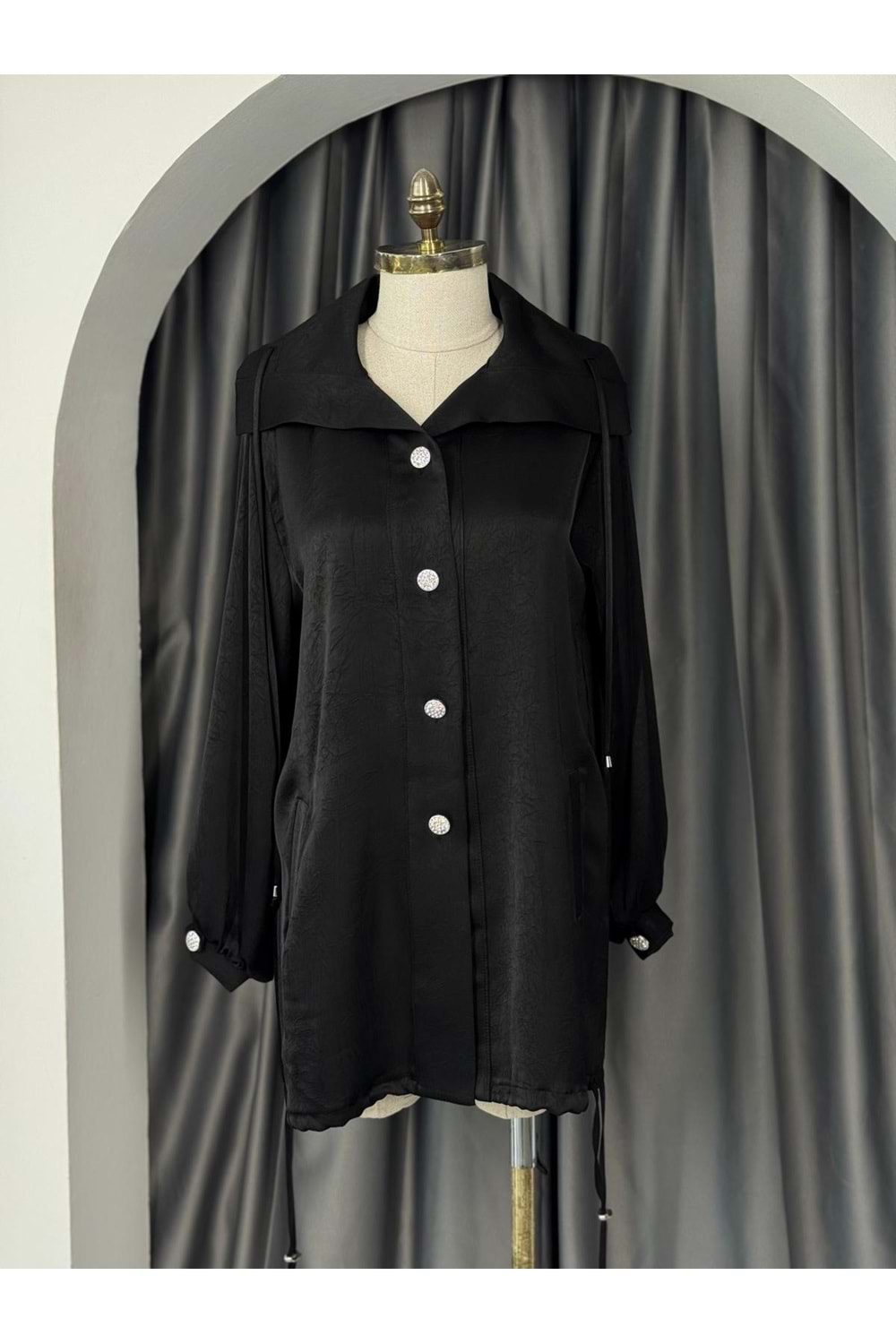 Saten Parlak Düğmeli Kap 3252 - Siyah - L-XL - AZRA05703-46977