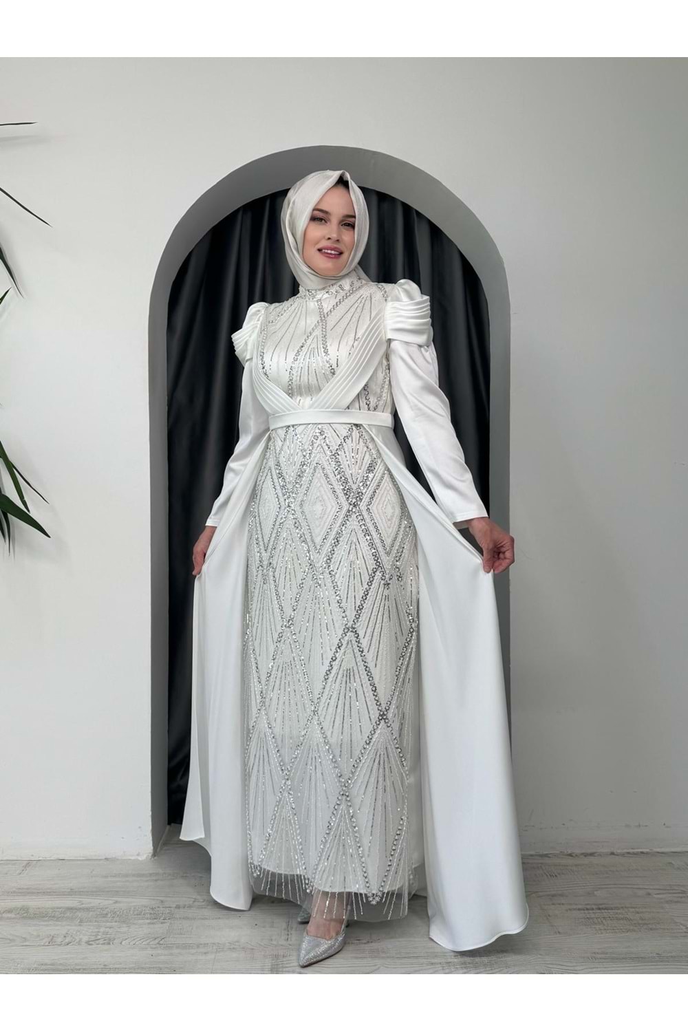 Kolları Önü Detaylı Abiye Elbise 4779 - Ekru - 40