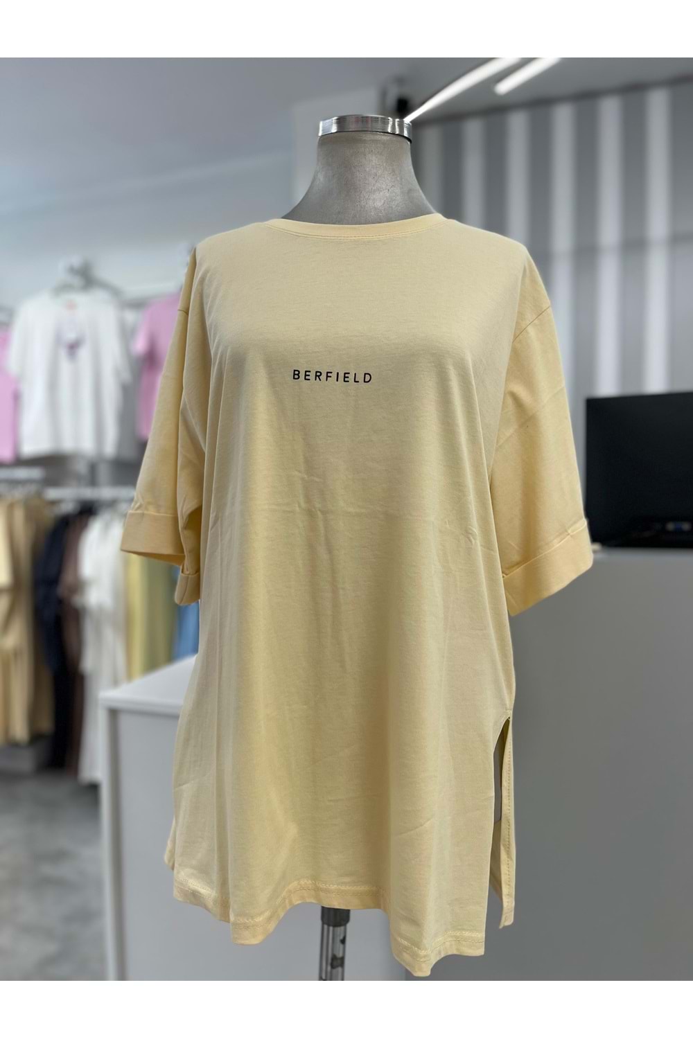 Yanları Yırtmaçlı Tişört 1309 - Sarı - L-XL