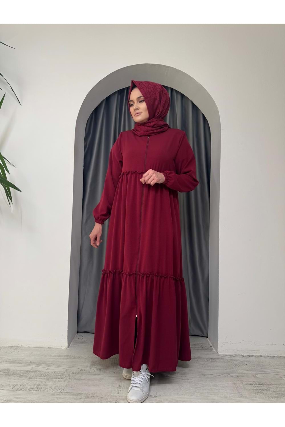 Beli Büzgülü Eteği Fırfırlı Ferace 5568 - Bordo - 46-48