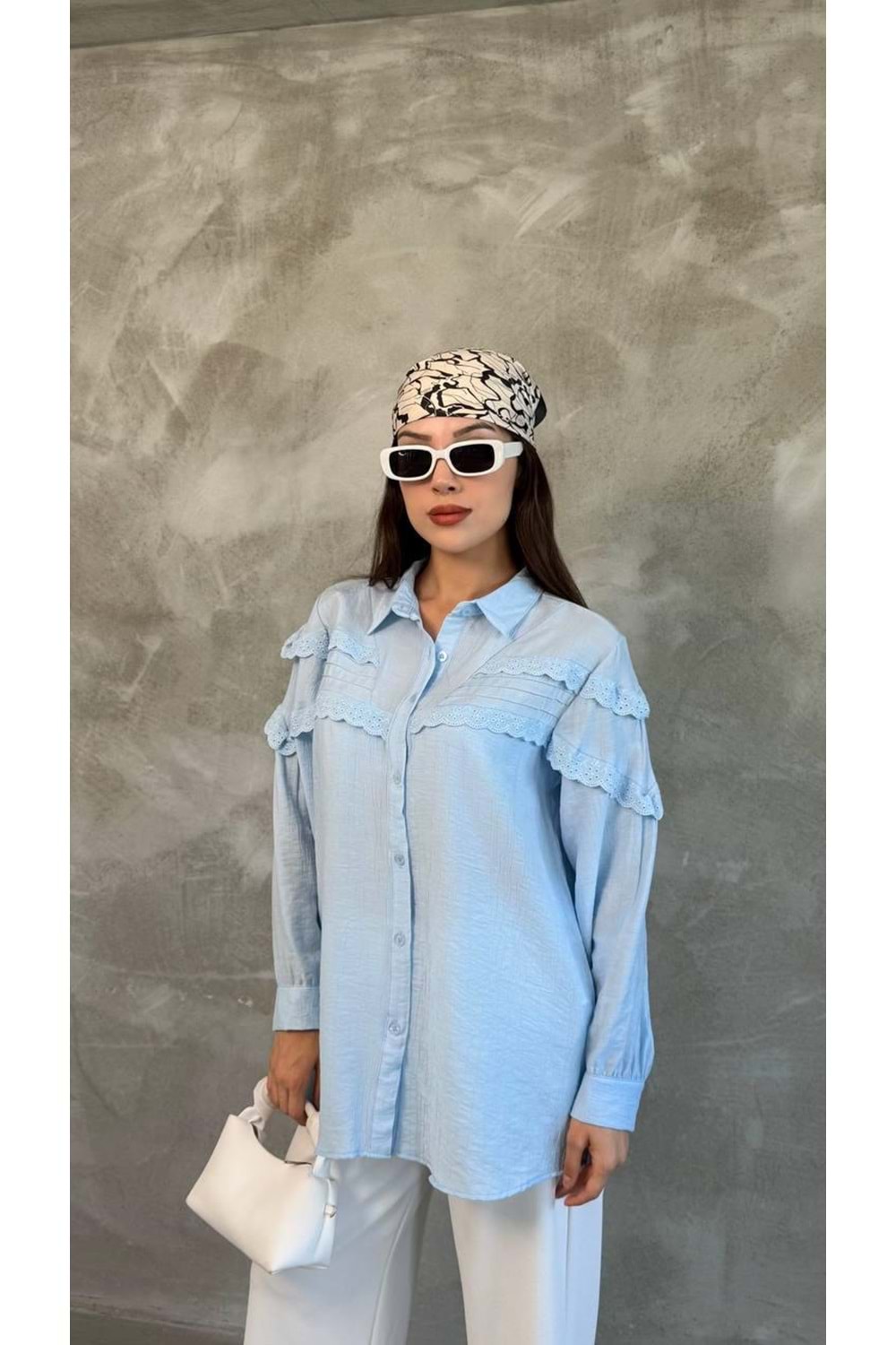 Göğsü Dantelli Tunik Gömlek 251089 - Bebe Mavisi - L