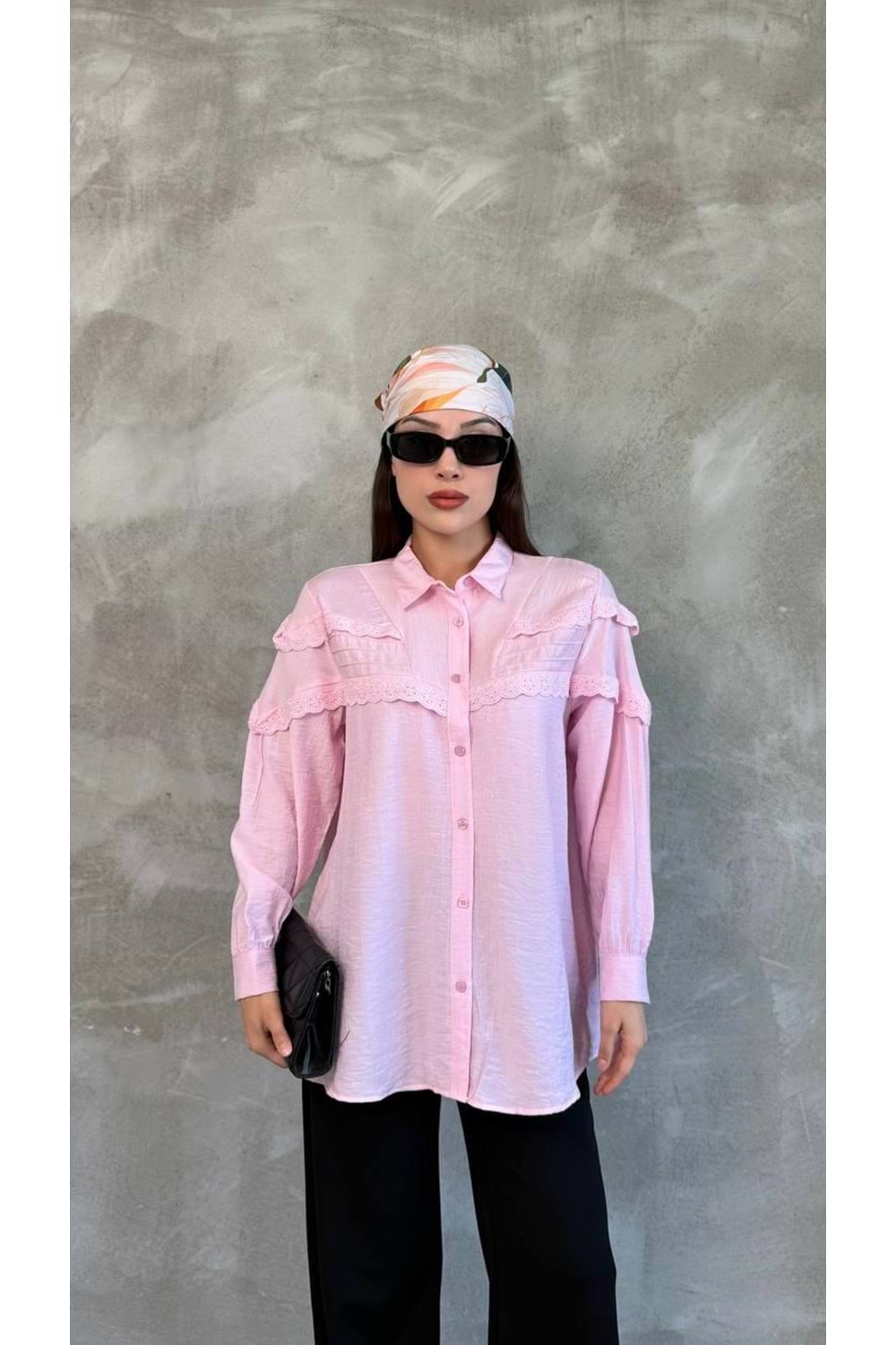 Göğsü Dantelli Tunik Gömlek 251089 - Pembe - L