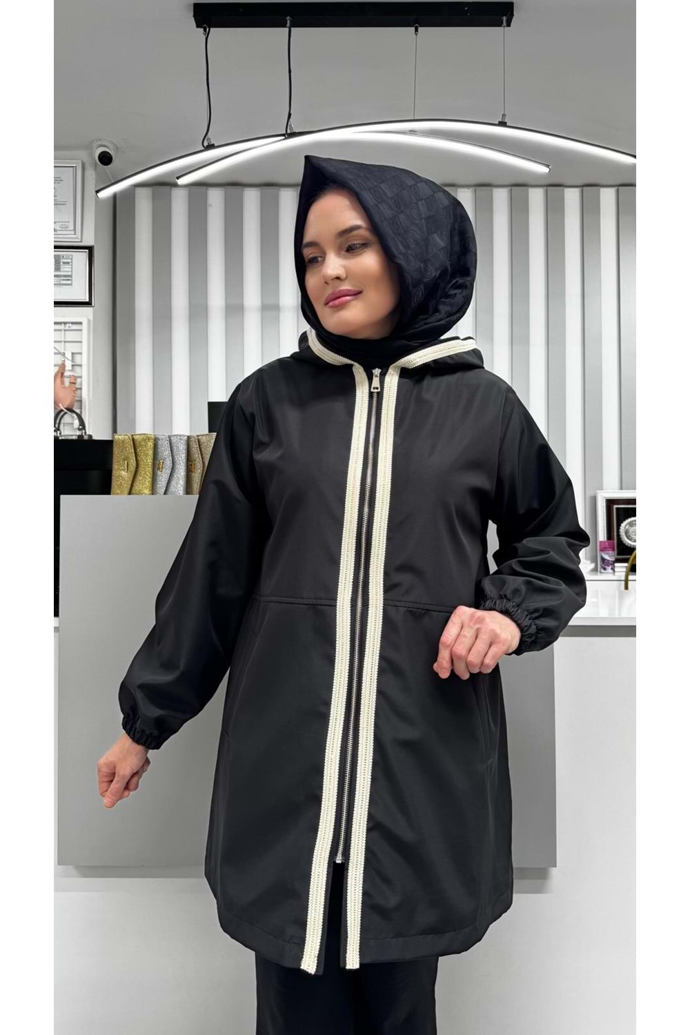 Önleri Şeritli Kap 2074 - Siyah - L-XL