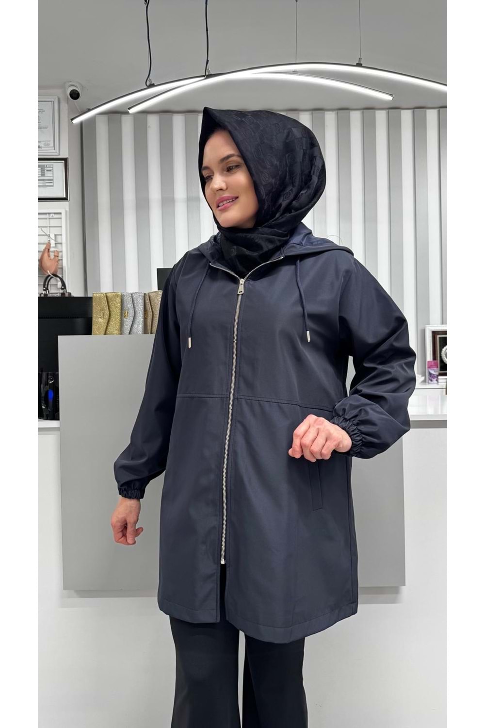 Arkası Nakışlı Kap 2072 - Lacivert - L-XL