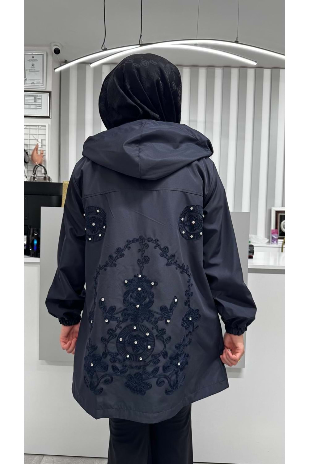 Arkası Nakışlı Kap 2072 - Lacivert - L-XL