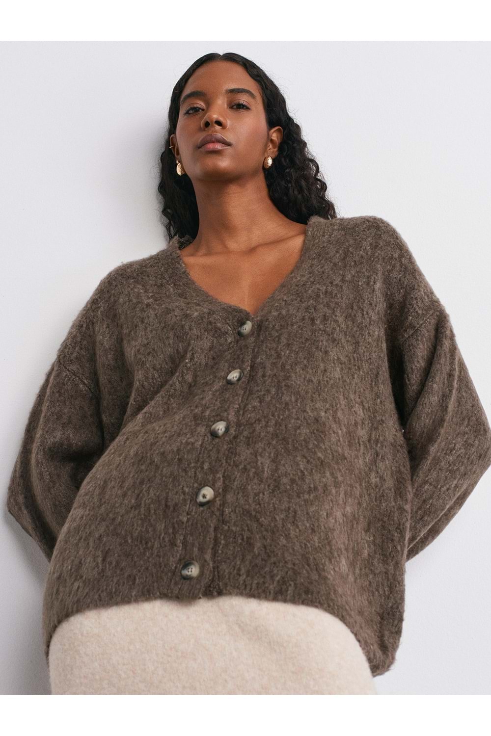 V Yaka Şardonlu Düğmeli Triko Hırka 60264 - Kahve Rengi - TEK BEDEN