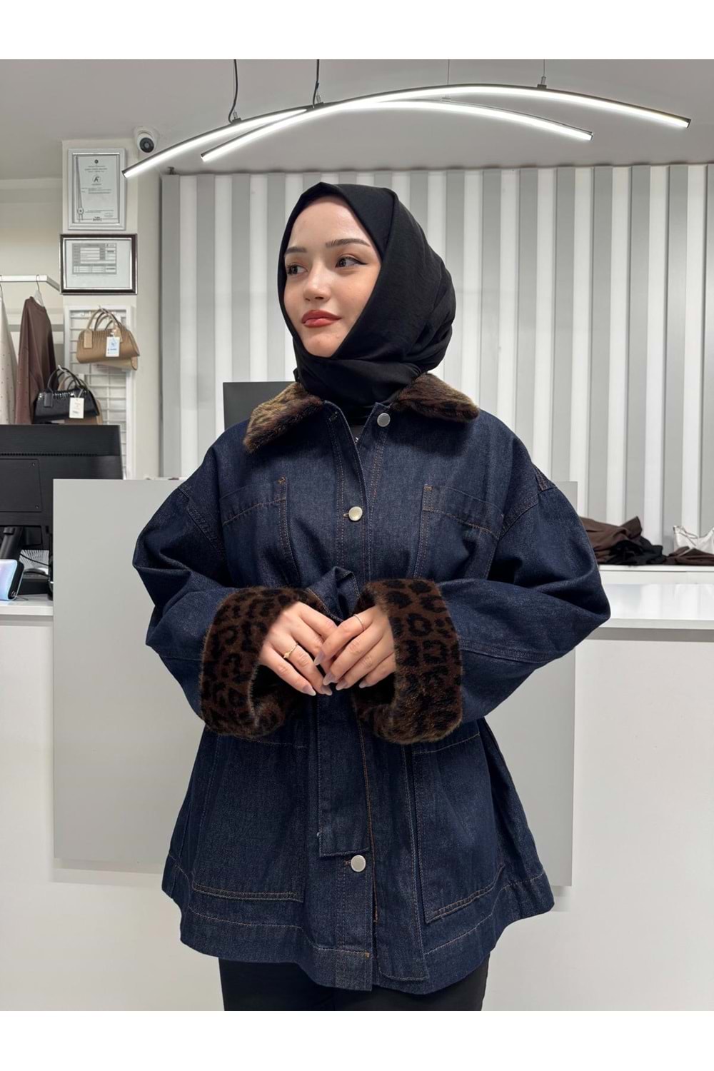 Peluş Detaylı Detaylı Denim Ceket 0035823 - Lacivert - L-XL - AZRA07044-56582