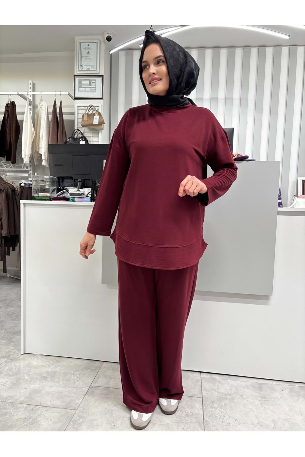 Eteği Oval Takım 1102 - Bordo - 38-40 - AZRA07085-56816