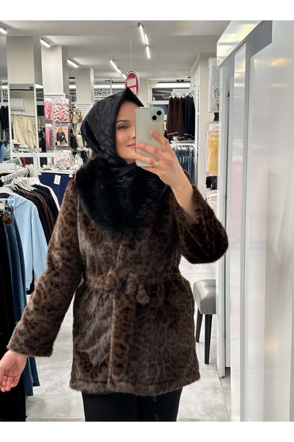 Yakası Kürklü Mont 140204 - Siyah - L - AZRA07239-Siyah-L