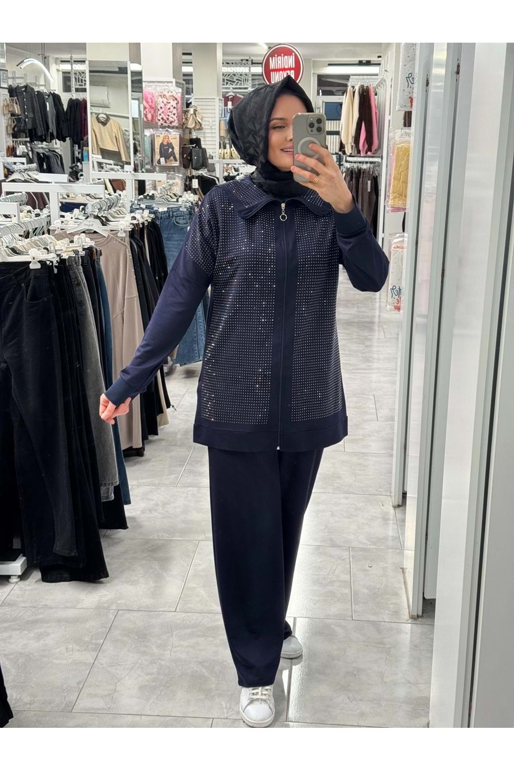 Önleri Pullu Takım 1250 - Lacivert - 40 - AZRA07332-Lacivert-40