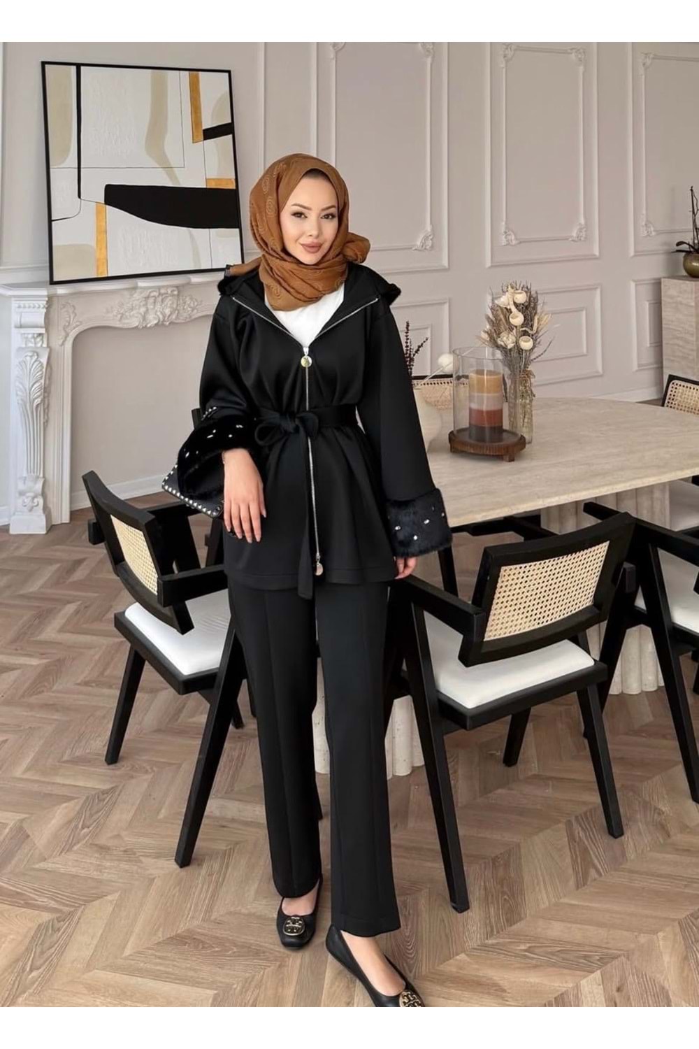 Kol Ucu Ve Yakası Tüylü Takım 2089 - Siyah - S-M