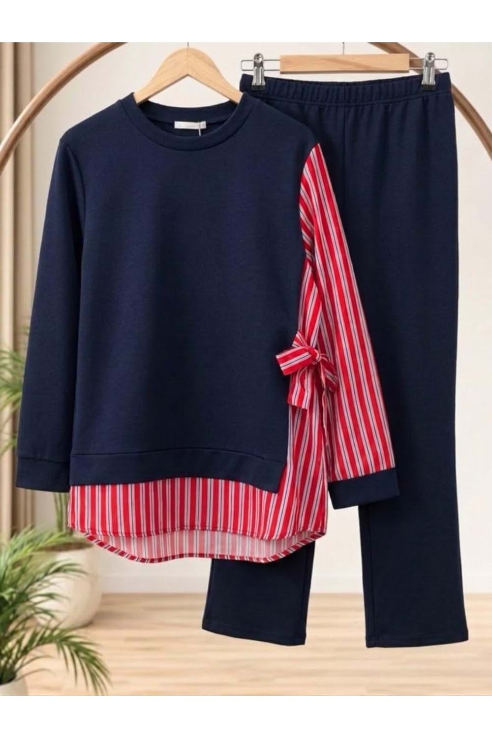 Kampanyalı Yanları Çizgili Takım 1108 - Lacivert - L-XL