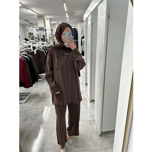 Pullu Takım 120374 - Acı Kahve - 40