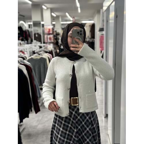 KMBN08 Bisiklet Yaka Pullu Simli Düğmeli Triko Hırka 60935 - Ekru - TEK BEDEN