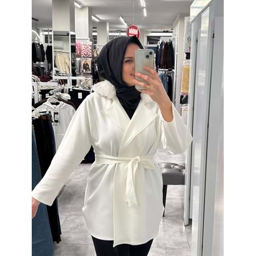 Yakası Kürklü Ceket 1094 - Beyaz - S-M - AZRA07218-57566