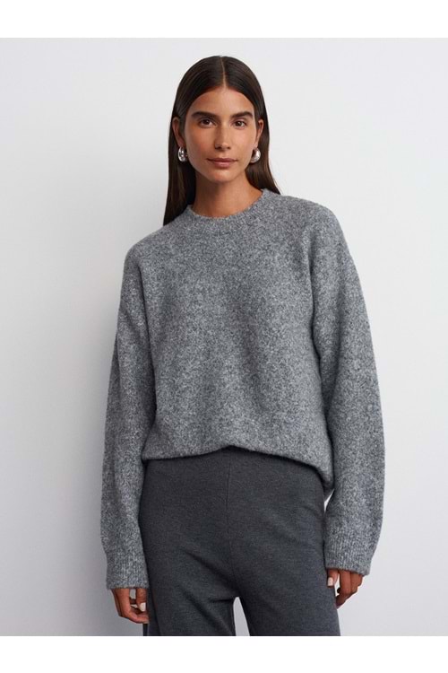 Bisiklet Yaka Yumuşak Dokulu Triko 10640 - Füme - TEK BEDEN - AZRA06907-Füme-TEK BEDEN