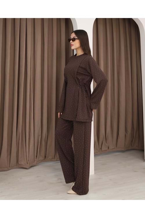 Oyşo Kumaş Yanları Büzgülü Taşlı Takım 26215 - Kahve Rengi - S