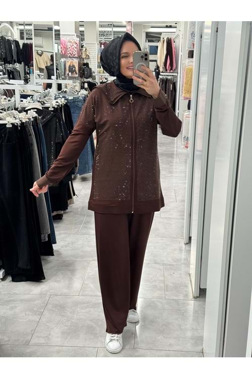 Önleri Pullu Takım 1250 - Acı Kahve - 40 - AZRA07332-Acı Kahve-40